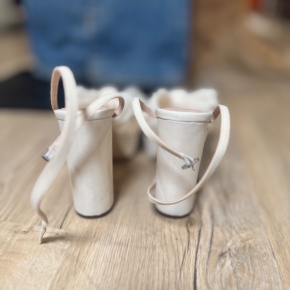 Loeffler Randall Natalia Crystal-Embellished Bow Platform Sandals size 6 - Picture 5 of 7